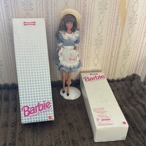 Barbie Doll in Blue and White Gingham Dress(S2)